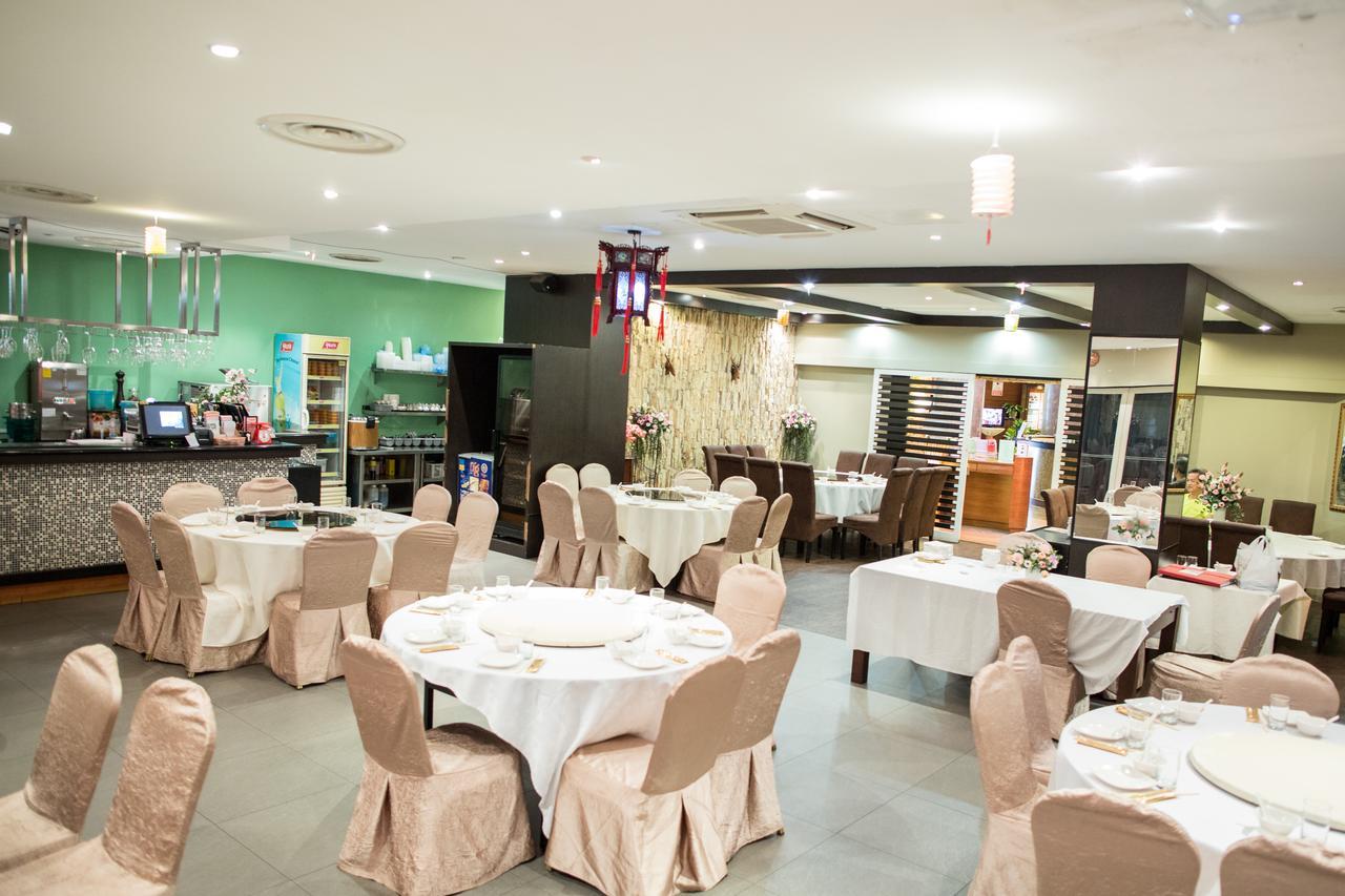 Aranda Country Club Hotel Singapur Exterior foto